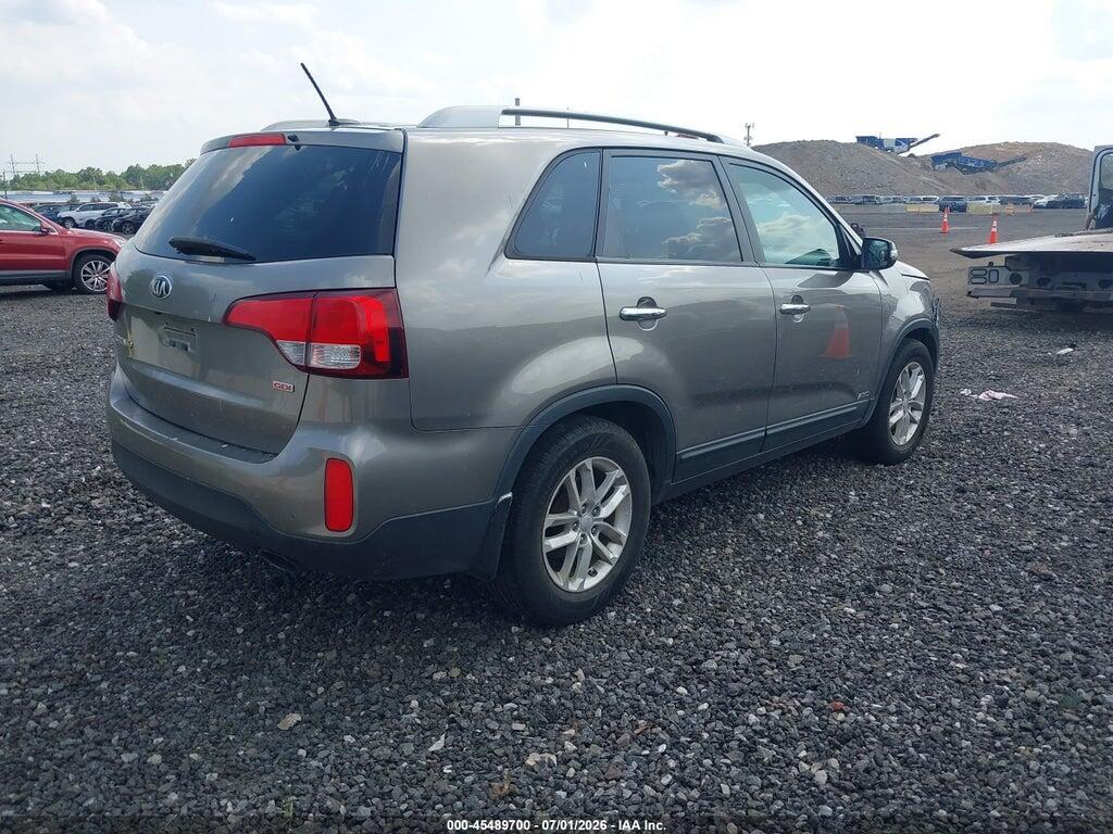 5XYKTDA68FG583043 2015 KIA SORENTO photo no. 4