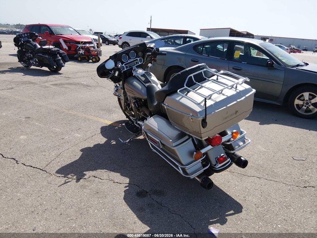 1HD1FF4147Y725443 2007 HARLEY-DAVIDSON FLHT photo no. 3