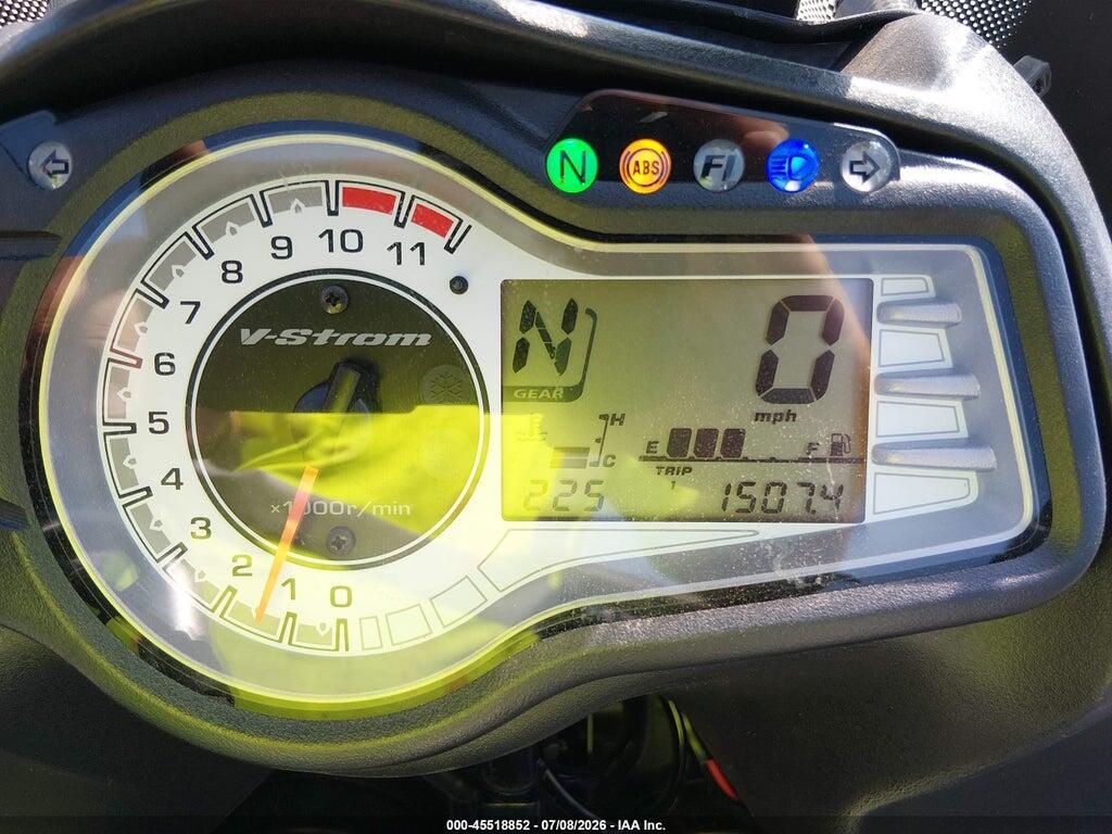 JS1VP56A9F2103312 2015 SUZUKI DL650 photo no. 7