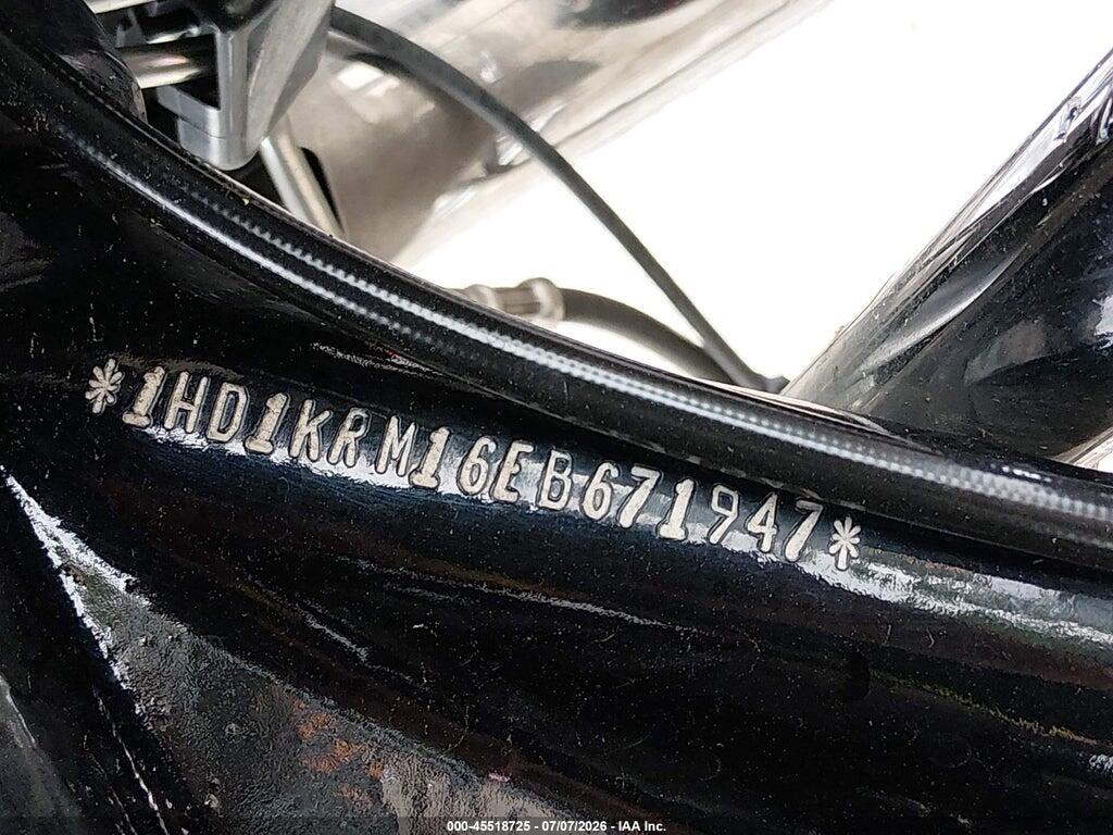 1HD1KRM16EB671947 2014 HARLEY-DAVIDSON FLHXS photo no. 10