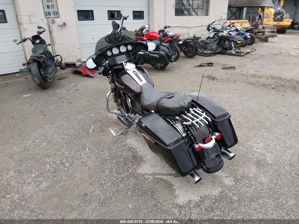 1HD1KRM16EB671947 2014 HARLEY-DAVIDSON FLHXS photo no. 3