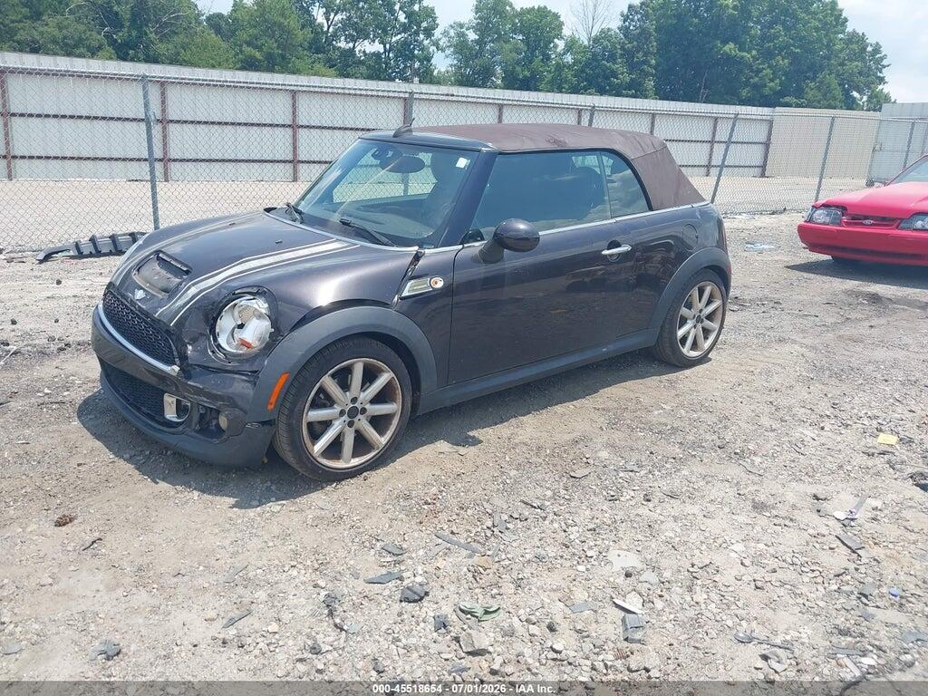 WMWZP3C59DT550827 2013 MINI CONVERTIBLE photo no. 2