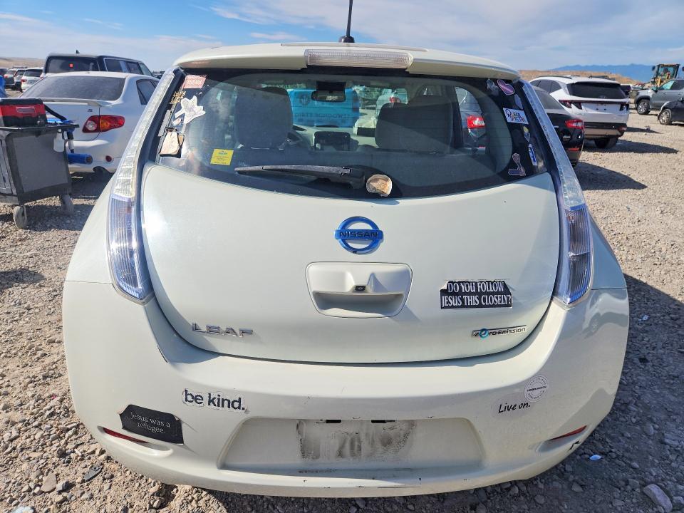 2012 NISSAN LEAF SV — Фото 6 из 12