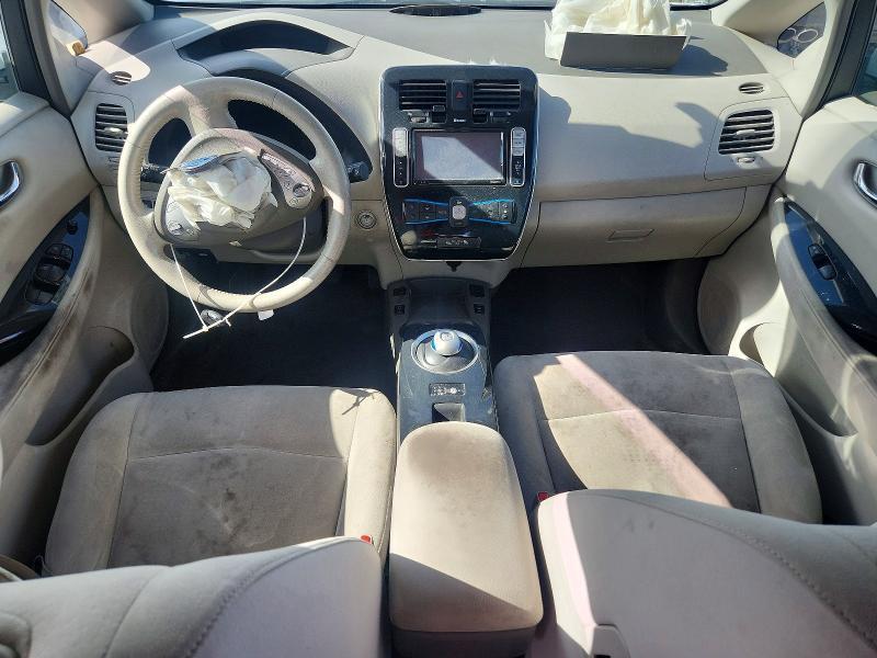 2012 NISSAN LEAF SV — Фото 8 из 12