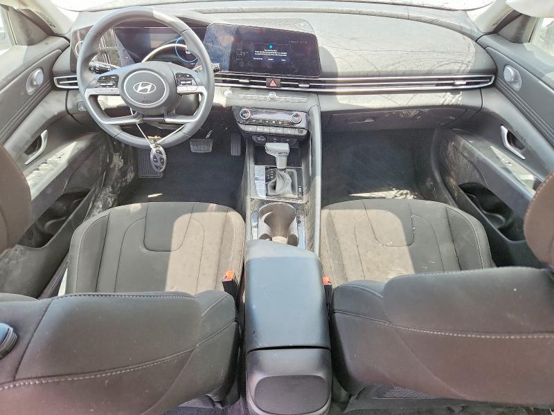 2025 HYUNDAI ELANTRA SEL — Фото 8 из 12