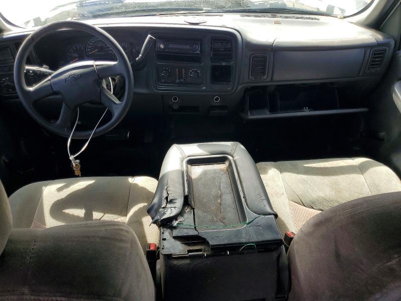 2006 CHEVROLET SILVERADO C2500 HEAVY DUTY — Фото 8 из 12