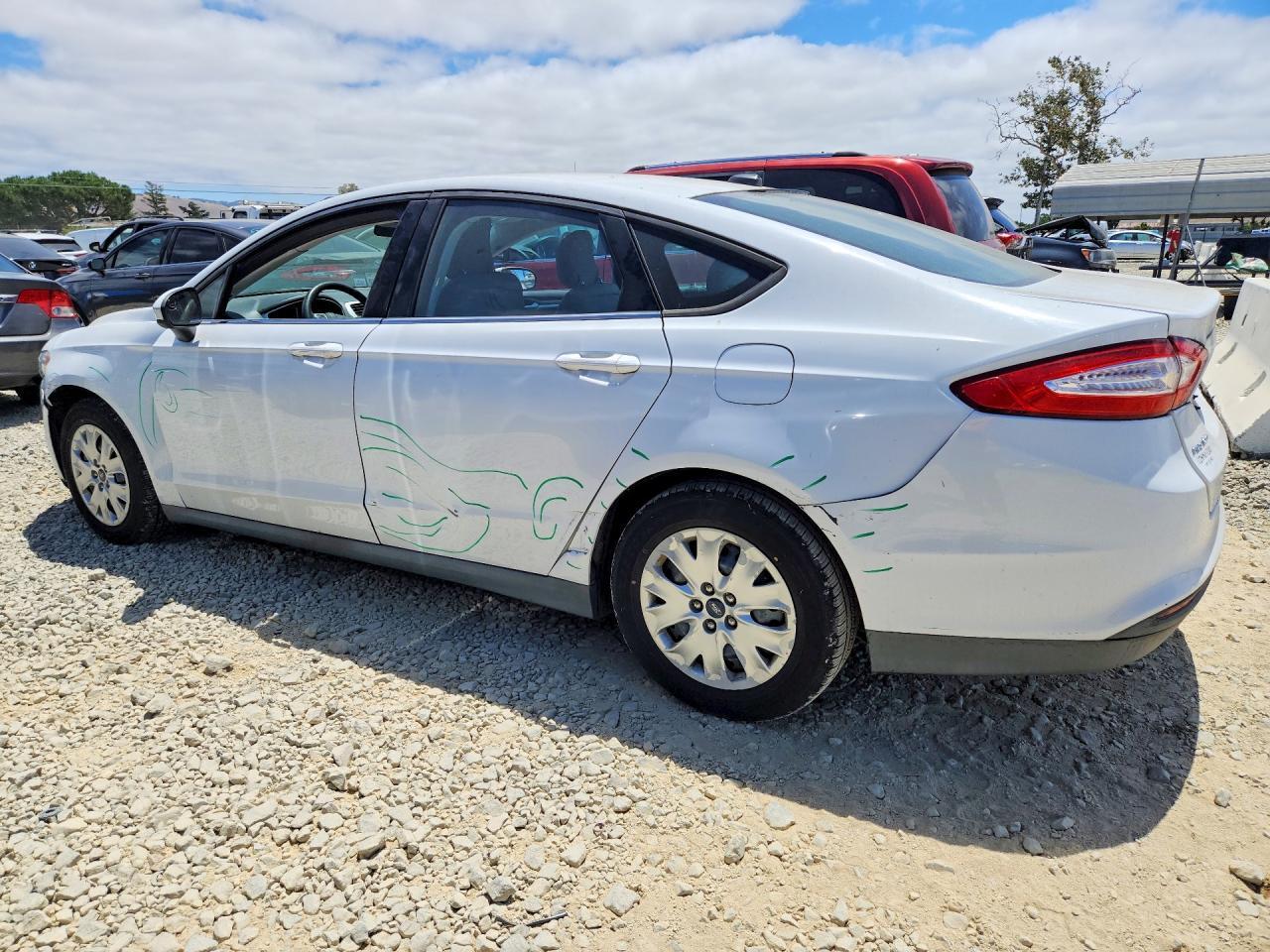 2013 FORD FUSION S — Фото 2 из 12
