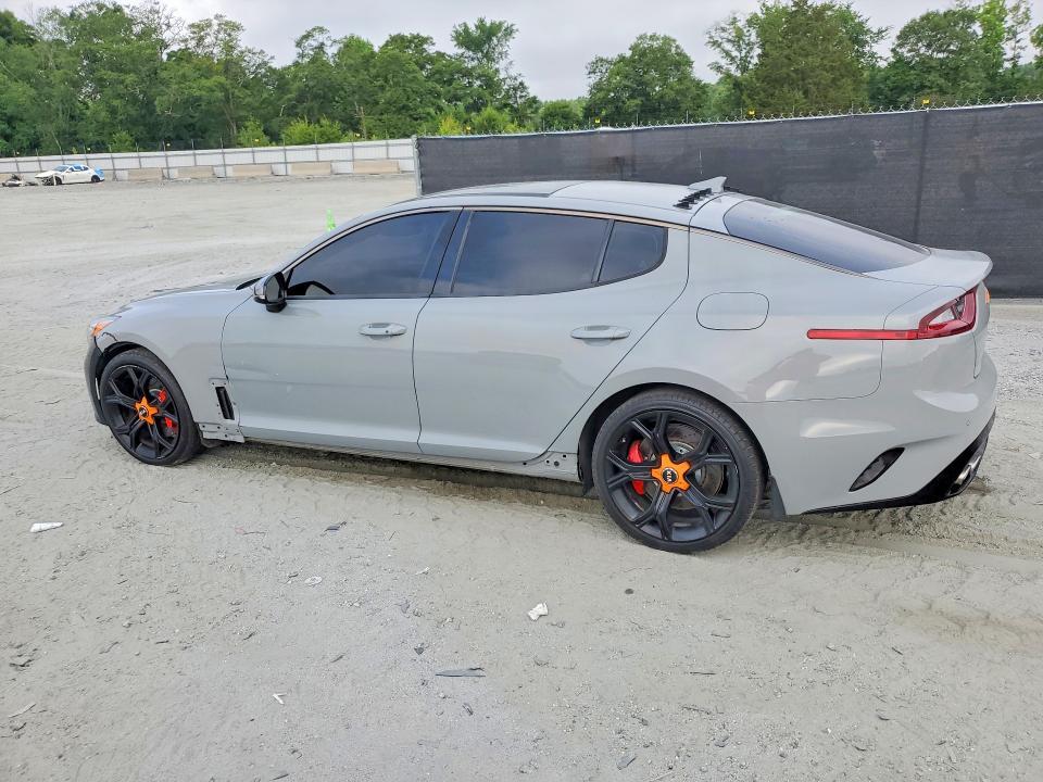 2019 KIA STINGER GT1 — Фото 2 из 12