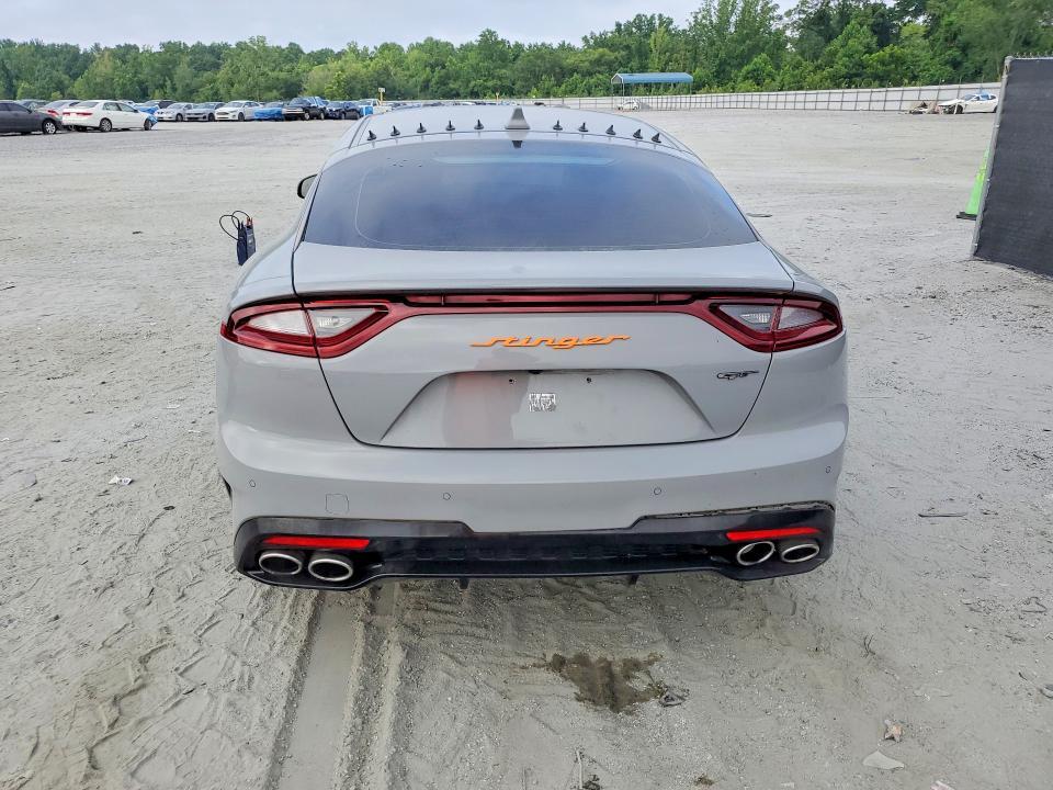 2019 KIA STINGER GT1 — Фото 6 из 12