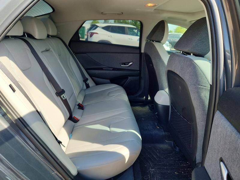 2025 HYUNDAI ELANTRA LUXURY — Фото 10 из 12