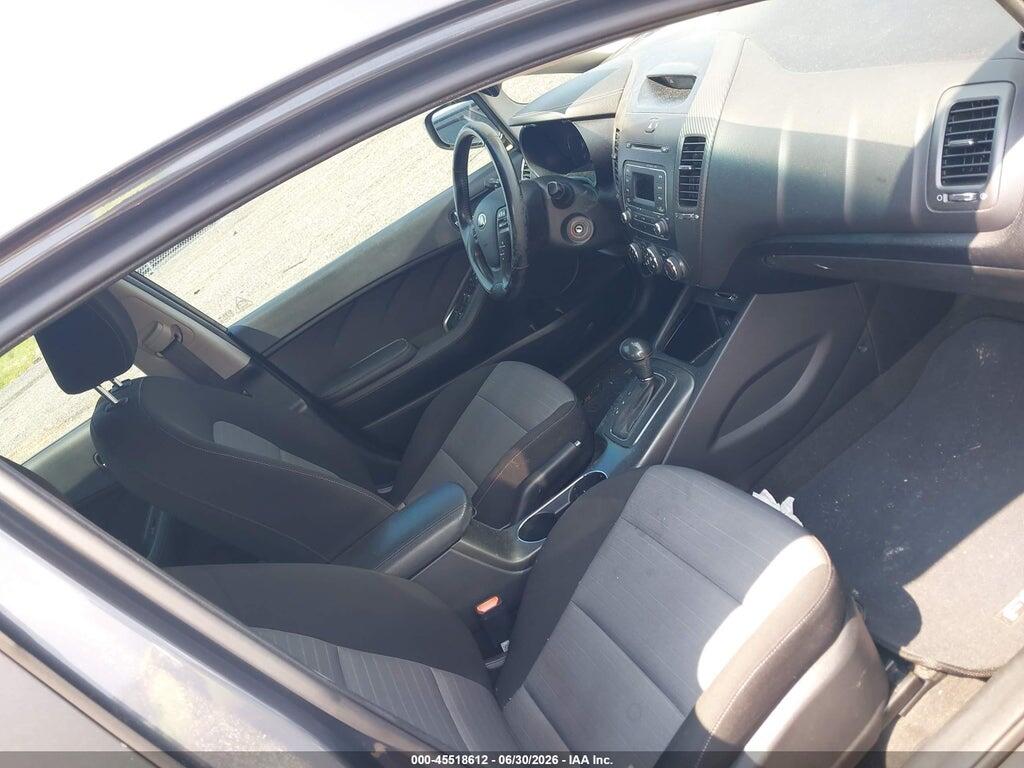 KNAFX4A87F5266125 2015 KIA FORTE photo no. 5