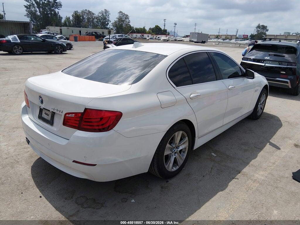 WBAFR1C59BC742862 2011 BMW 528I photo no. 4