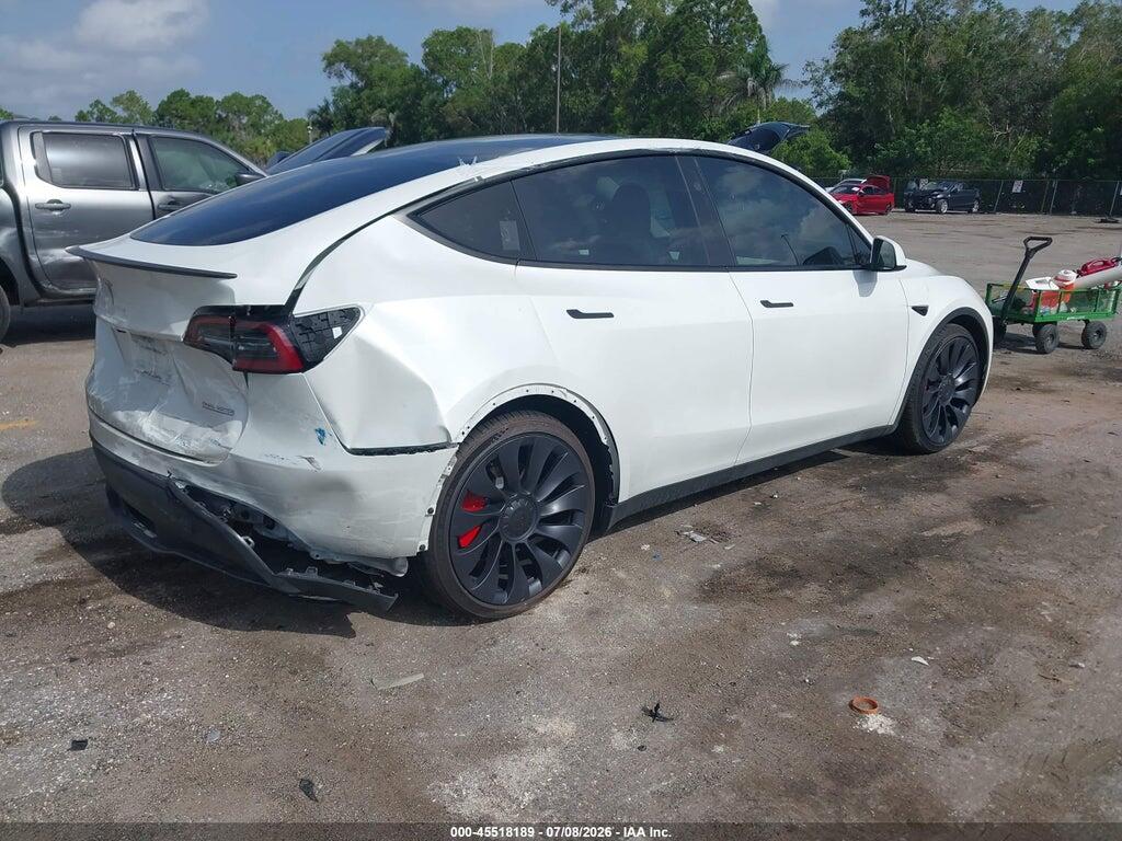 7SAYGDEF0RF046545 2024 TESLA MODEL Y photo no. 4