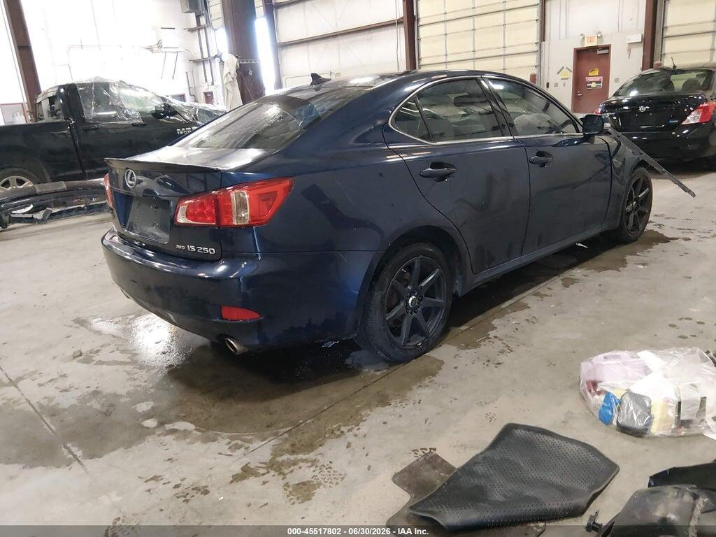 JTHCF5C22C5059613 2012 LEXUS IS 250 photo no. 4
