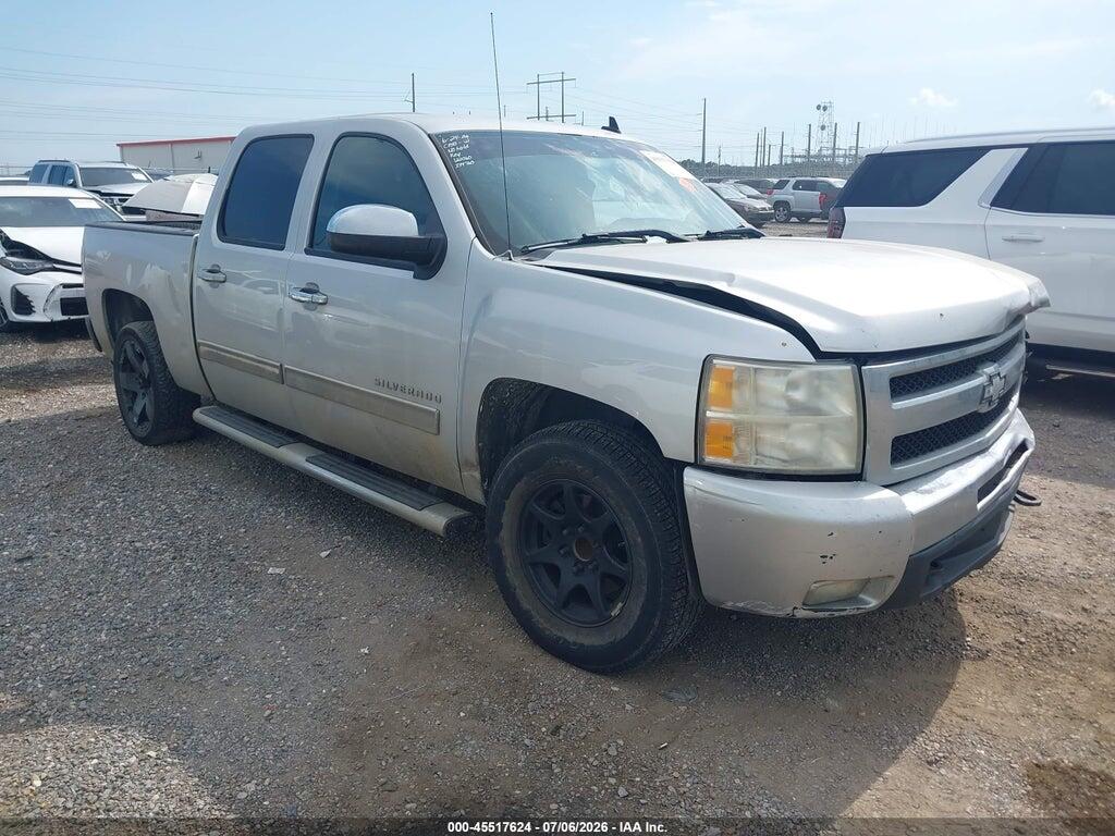 3GCPCSE03BG334760 2011 CHEVROLET SILVERADO 1500 photo no. 1