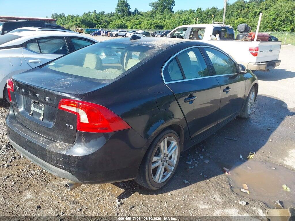 YV1612FS7D1211010 2013 VOLVO S60 photo no. 4