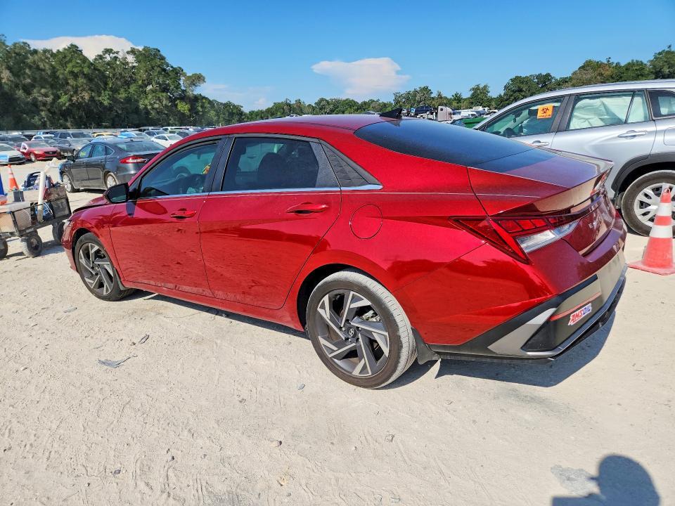 2025 HYUNDAI ELANTRA SEL — Фото 2 из 12
