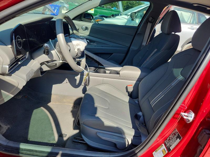 2025 HYUNDAI ELANTRA SEL — Фото 7 из 12