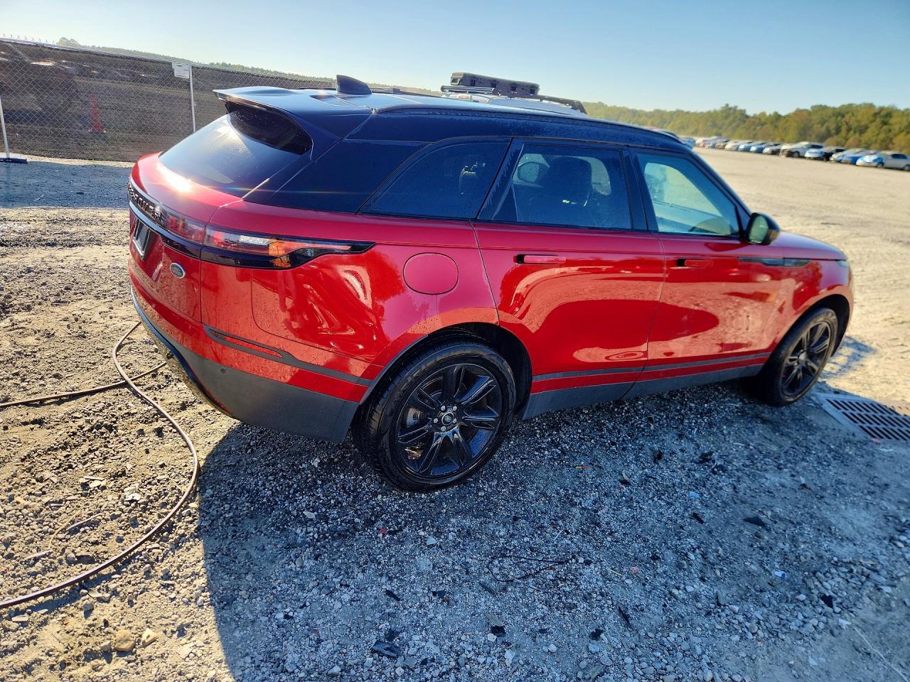 2019 LAND ROVER RANGE ROVER VELAR S — Фото 3 из 12