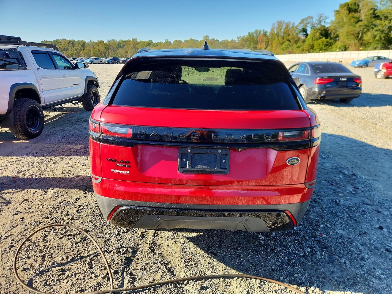 2019 LAND ROVER RANGE ROVER VELAR S — Фото 6 из 12