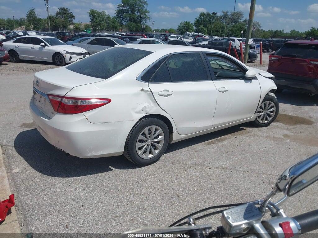 4T1BF1FK5FU930270 2015 TOYOTA CAMRY photo no. 4