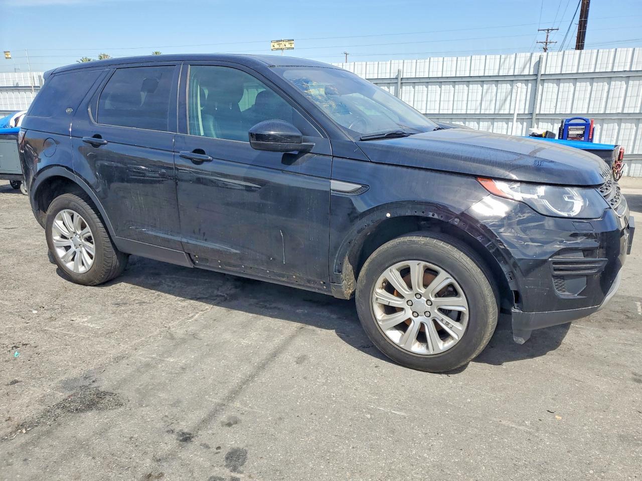 2019 LAND ROVER DISCOVERY SPORT SE — Фото 4 из 13
