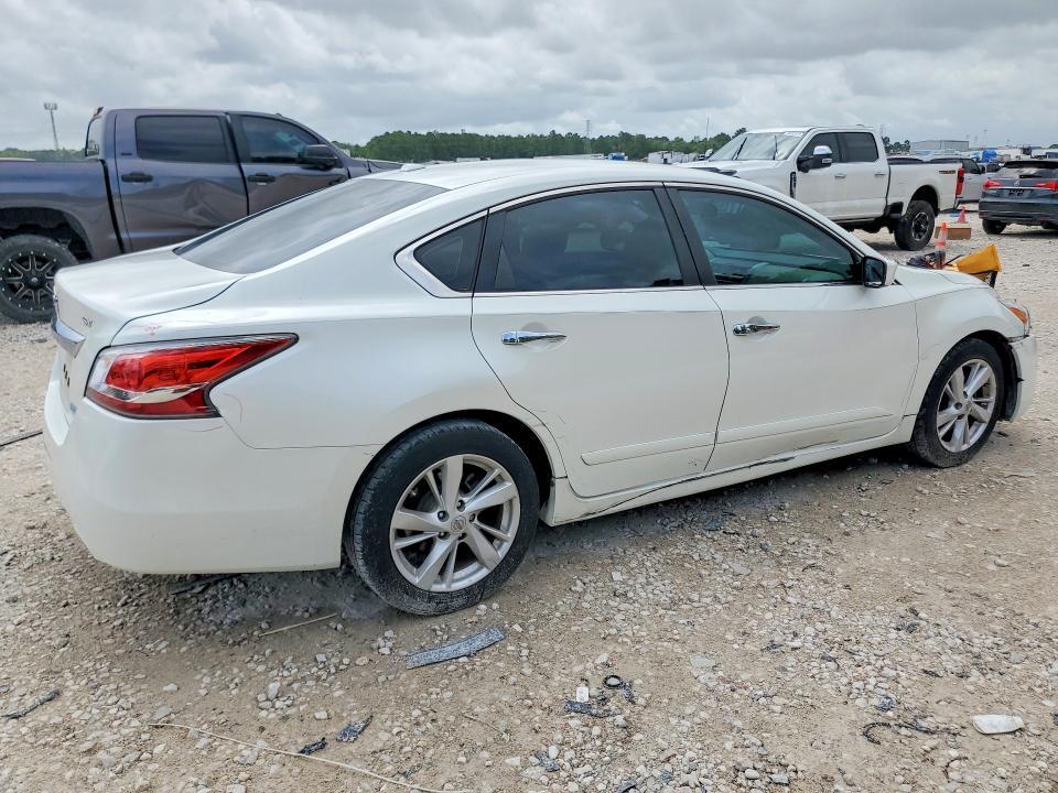 2014 NISSAN ALTIMA 2.5 SV — Фото 3 из 12