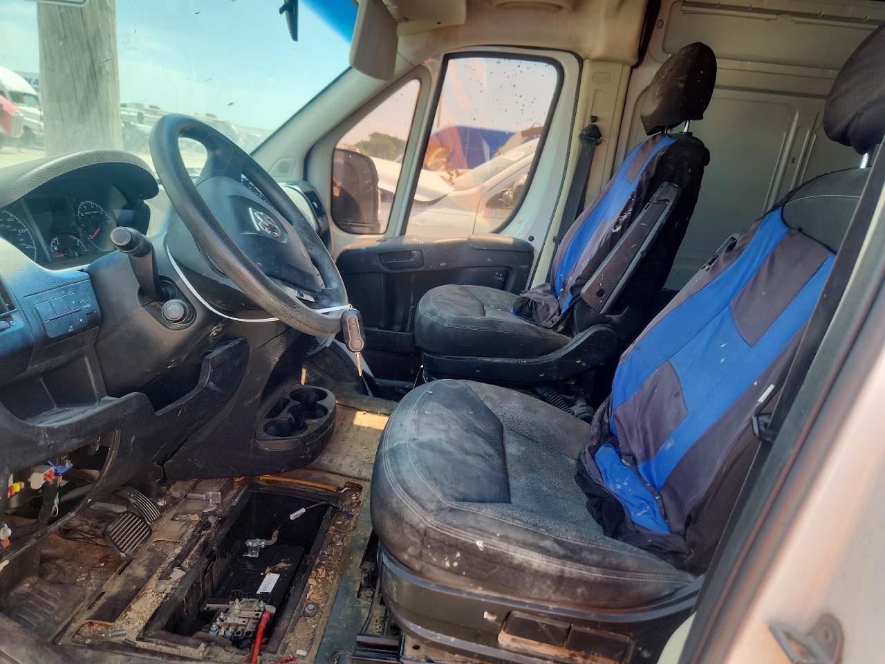 3C6TRVDG0EE109359 2014 RAM PROMASTER 2500 photo no. 7