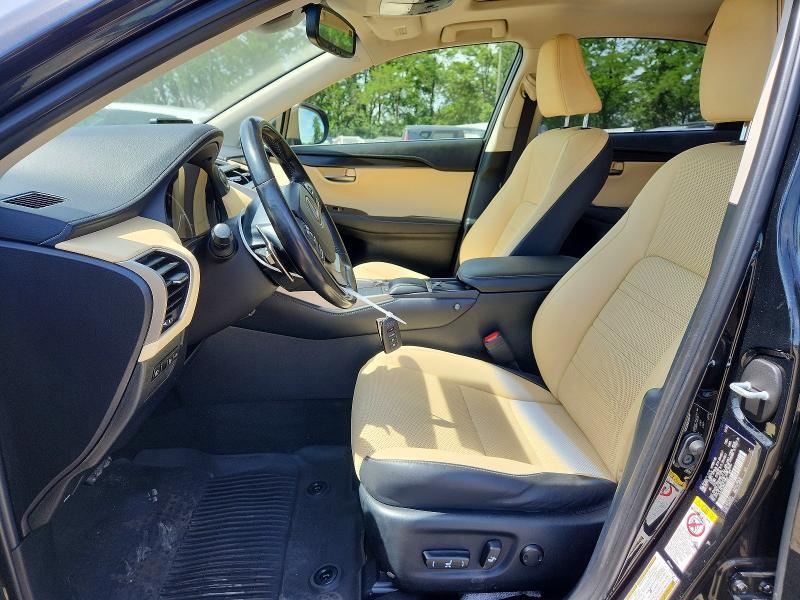 2019 LEXUS NX 300H — Фото 7 из 13