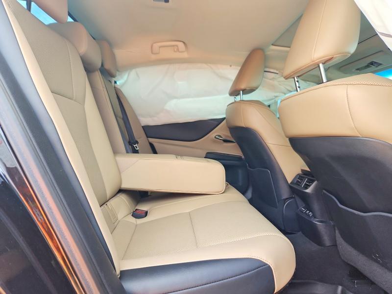 2019 LEXUS ES 300H — Фото 10 из 12
