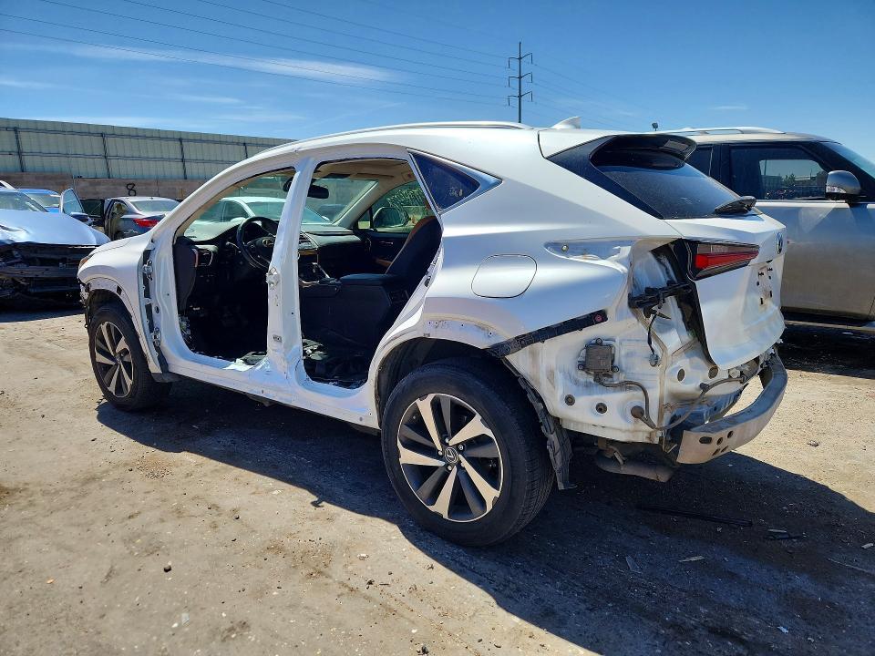 2019 LEXUS NX 300 BASE — Фото 2 из 13