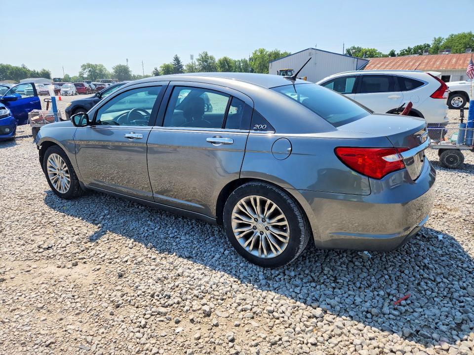 2013 CHRYSLER 200 LIMITED — Фото 2 из 13