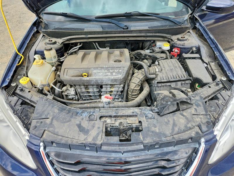 2013 CHRYSLER 200 TOURING — Фото 11 из 12