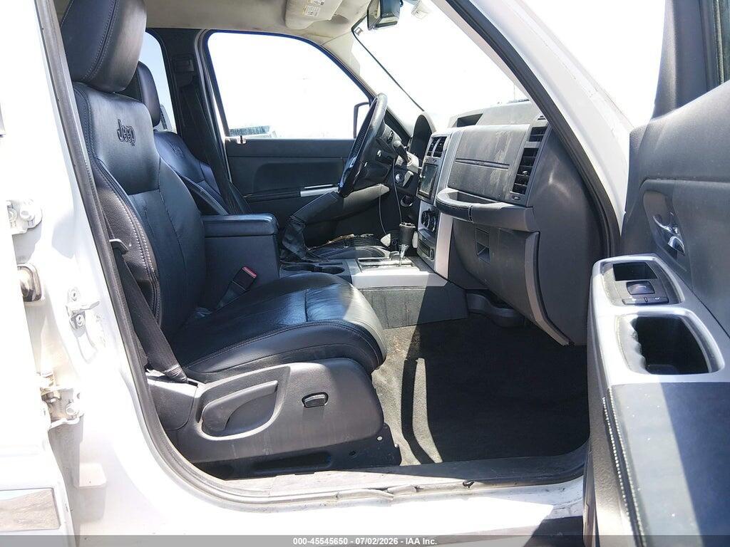 1J8GN58K09W529664 2009 JEEP LIBERTY photo no. 5