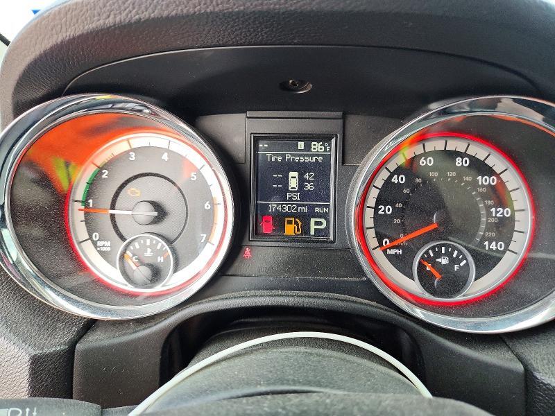 2013 DODGE DURANGO R/T — Фото 9 из 13