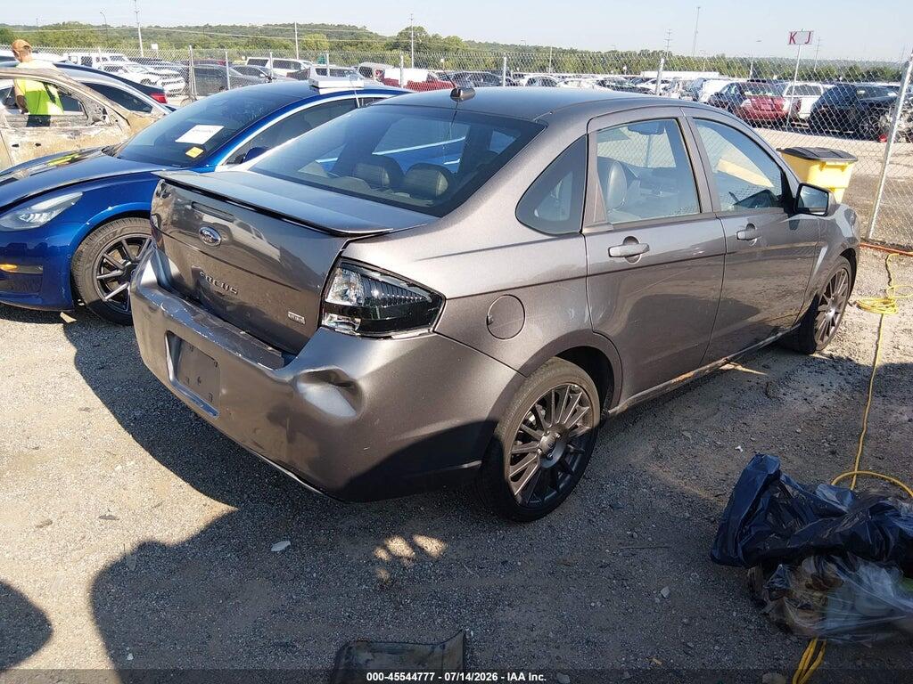 1FAHP3GN8AW272687 2010 FORD FOCUS photo no. 4