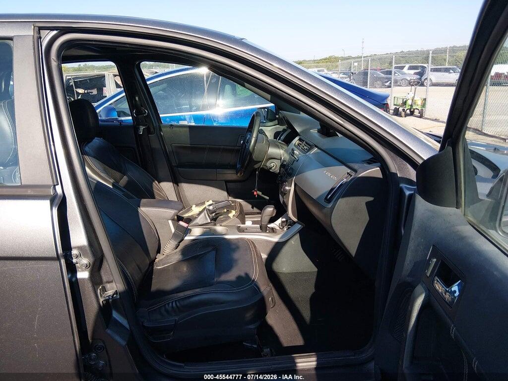 1FAHP3GN8AW272687 2010 FORD FOCUS photo no. 5