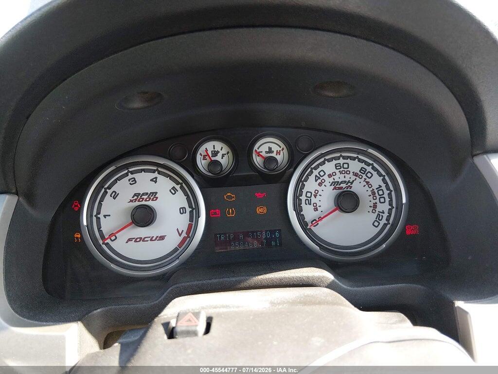 1FAHP3GN8AW272687 2010 FORD FOCUS photo no. 7