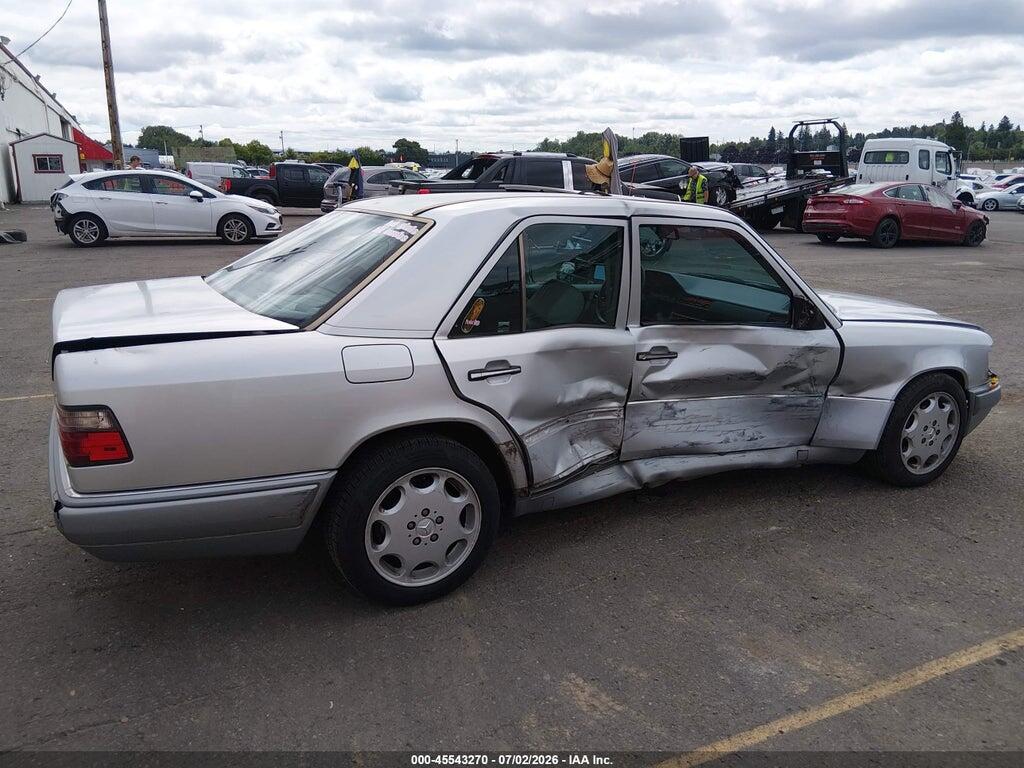 WDBEA32E7SC240952 1995 MERCEDES-BENZ E photo no. 6