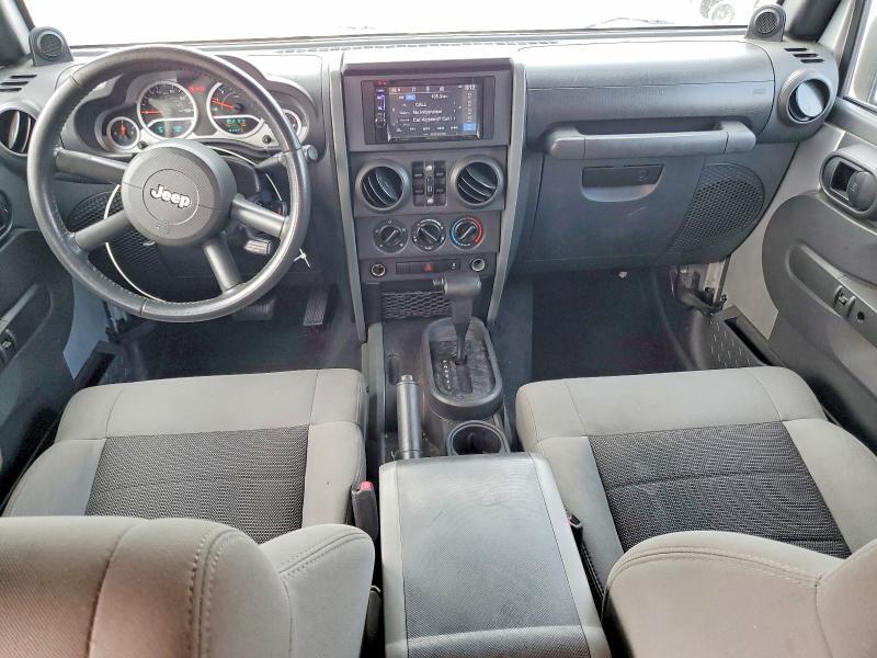 2010 JEEP WRANGLER UNLIMITED SPORT — Фото 8 из 12