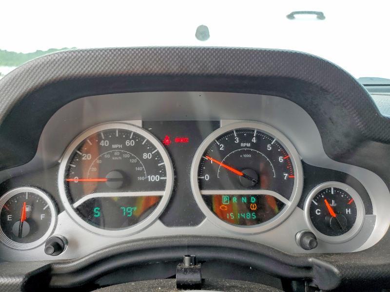 2010 JEEP WRANGLER UNLIMITED SPORT — Фото 9 из 12