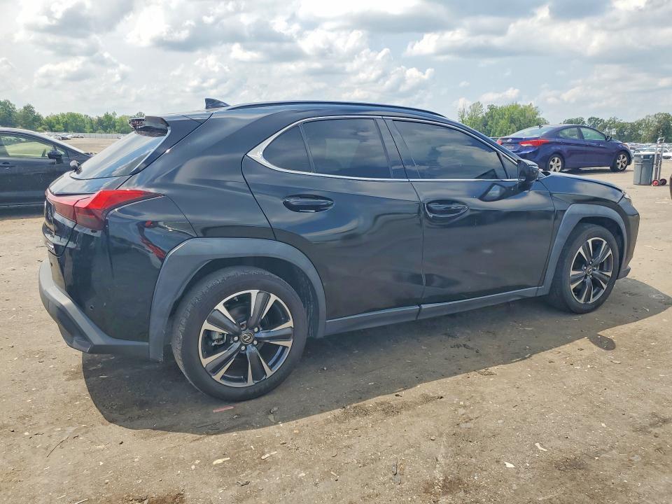 2021 LEXUS UX 200 BASE — Фото 3 из 12