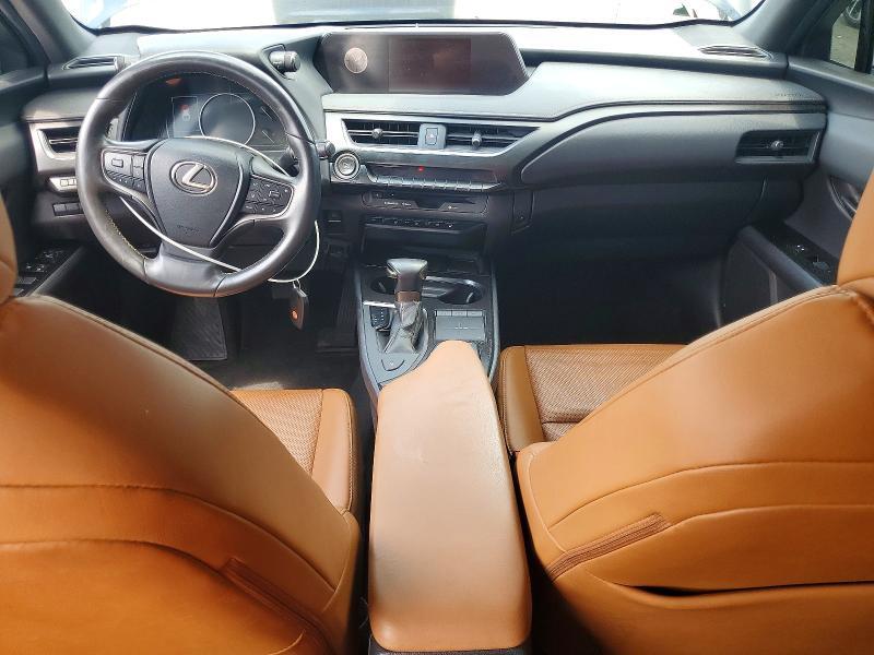 2021 LEXUS UX 200 BASE — Фото 8 из 12