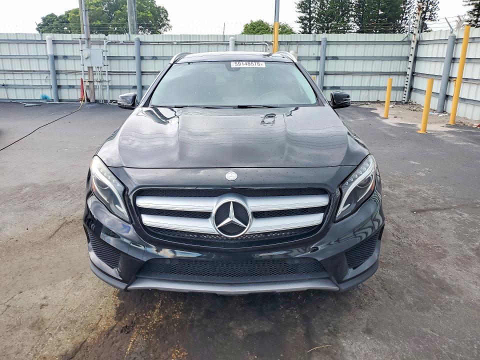 2015 MERCEDES-BENZ GLA 250 — Фото 5 из 12