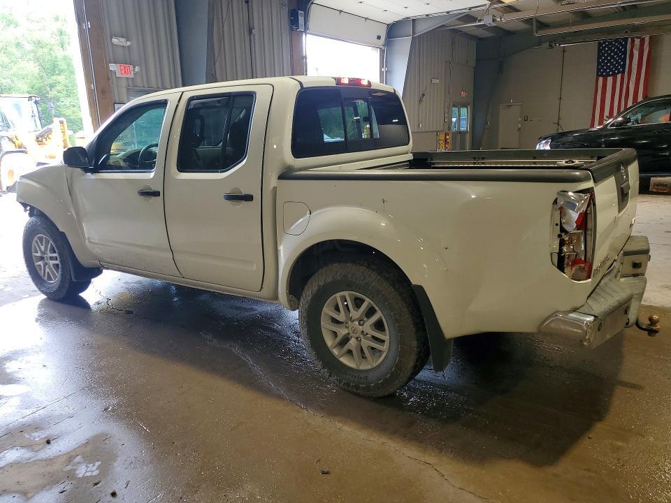 2017 NISSAN FRONTIER — Фото 2 из 13
