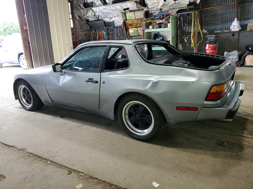 1983 PORSCHE 944 — Фото 2 из 12