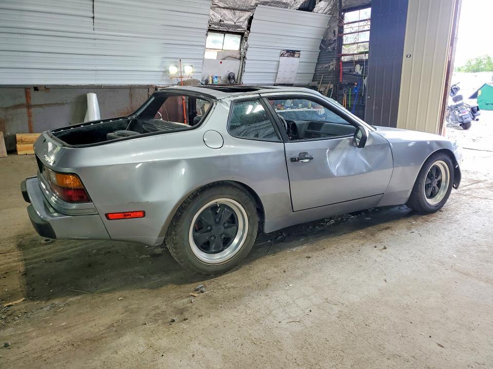 1983 PORSCHE 944 — Фото 3 из 12