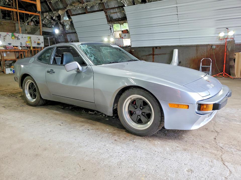 1983 PORSCHE 944 — Фото 4 из 12