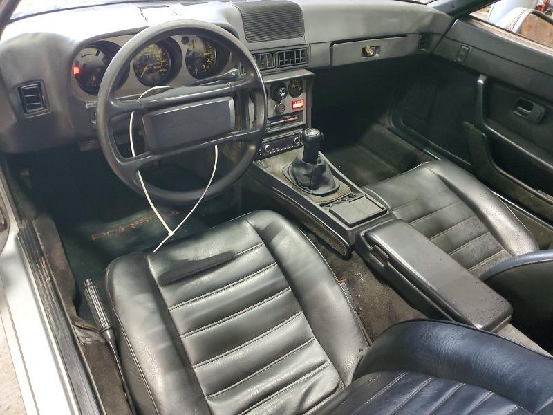 1983 PORSCHE 944 — Фото 8 из 12