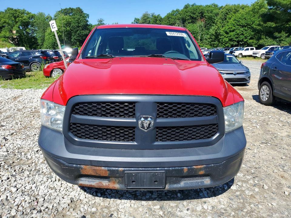2016 RAM 1500 ST — Фото 5 из 12